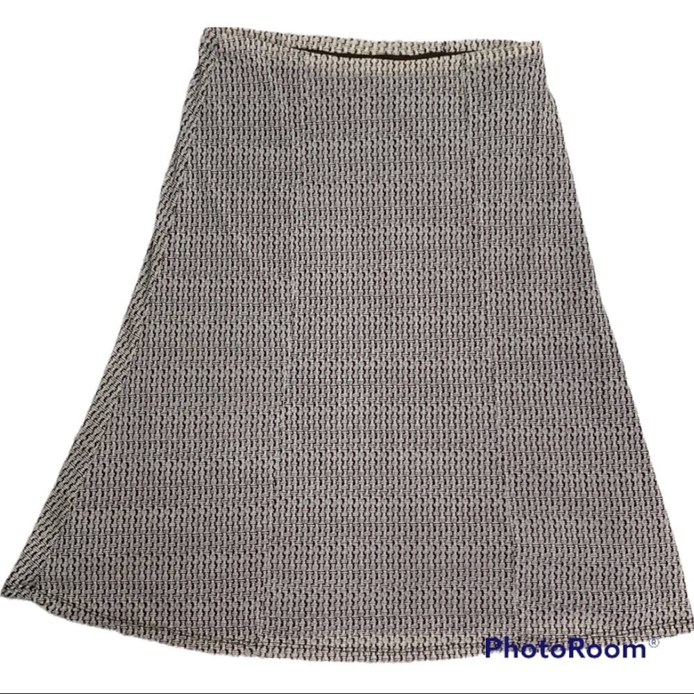 MIDI Skirt - Picture 2 of 7